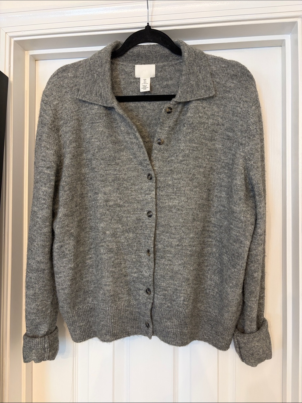 H&M button up collared cardigan